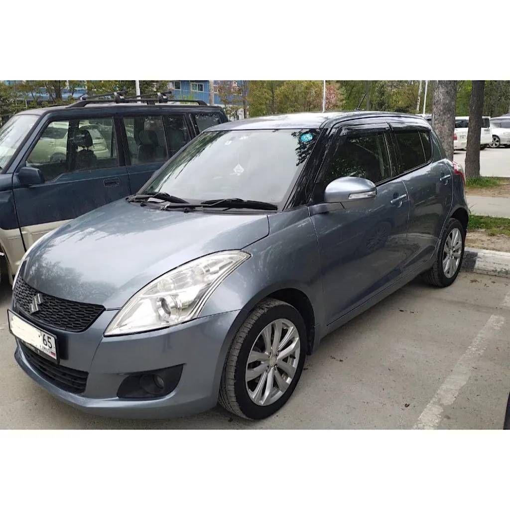 Suzuki Swift 2014 купить Южно-Сахалинск, Бензин, Механика, Серебрянный